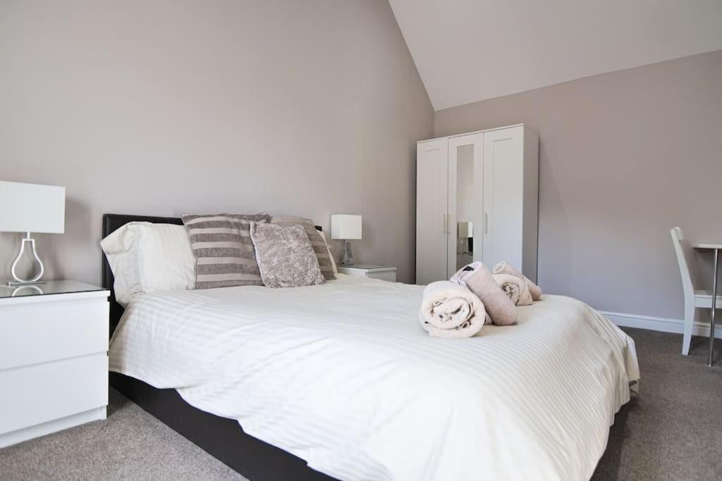 Hoxne Cottages - Sunflower Cottage With Private Hot Tub York Exteriör bild