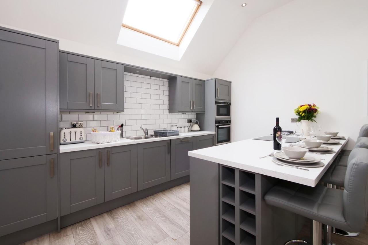 Hoxne Cottages - Sunflower Cottage With Private Hot Tub York Exteriör bild